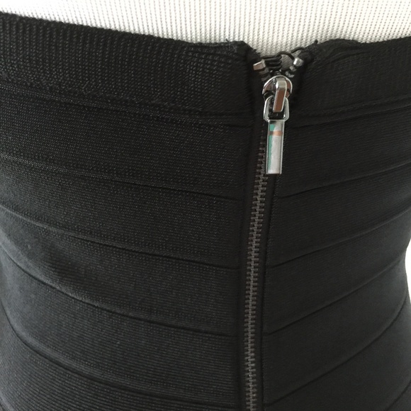 Bebe Black Body con Dress w/ Shud detail - Picture 6 of 7